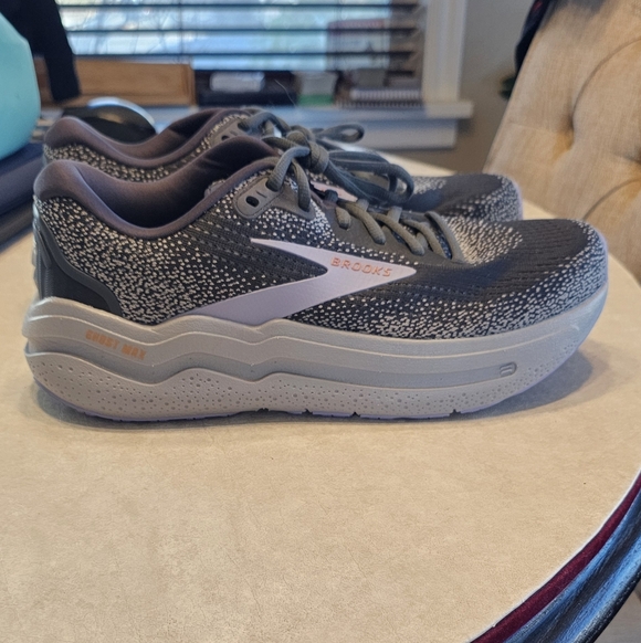 Womens Brooks Ghost Max 2 Running Shoe NWOB - Picture 7 of 12
